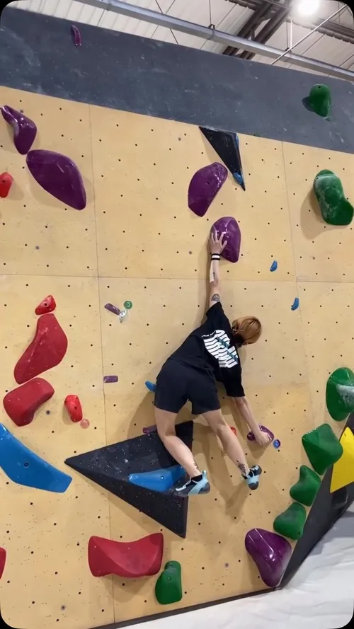 https://www.instagram.com/stonegoat_beta/reel/DGN05QbyiPI/