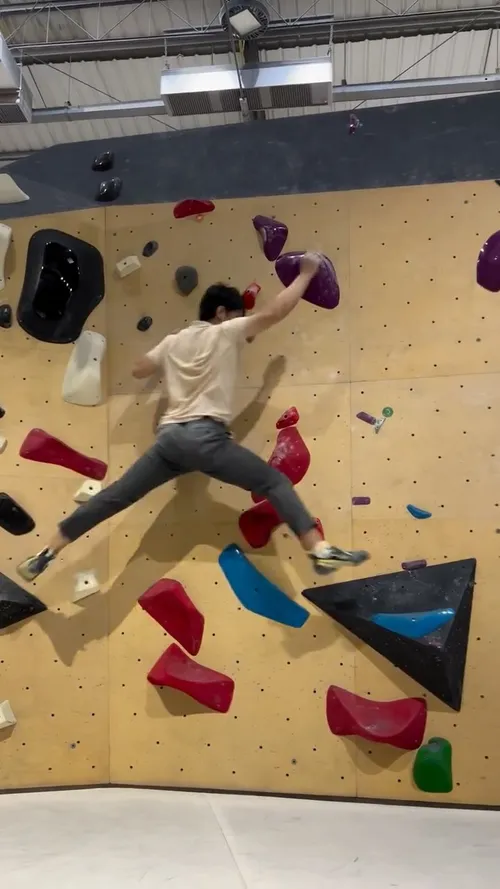 https://www.instagram.com/moss_climbing/reel/DGOCIEbyyl0/